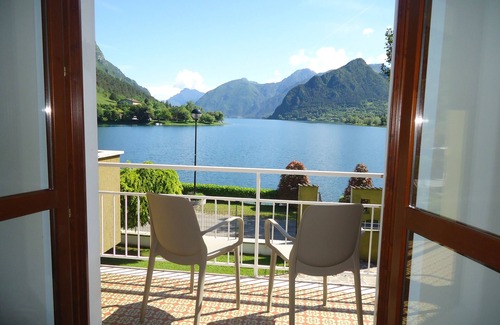 Idro Apartamento | DIRECTAMENTE EN LA PLAYA / LAGO, apartamento para hasta 4 personas, piscina y jardín, Villa Soghetta tipo S4