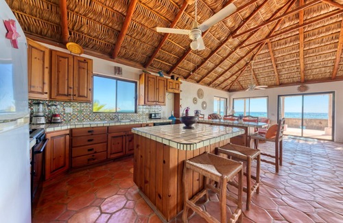 Cabo Pulmo Casa | Directly on the Ocean in Cabo Pulmo with A/C!