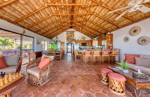 Cabo Pulmo Casa | Directly on the Ocean in Cabo Pulmo with A/C!
