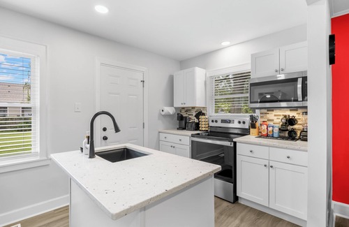 Wilmington Casa | Discounted Rates! Downtown Wilmington - Near Beach - Family-Friendly Pets Okay