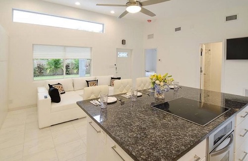 Dolphin Isles Casa | DUPLEX ORIENTAL: A TRAVÉS DEL OCÉANO, ¡GRAN GOTA SEMANAL!¡NUEVO!