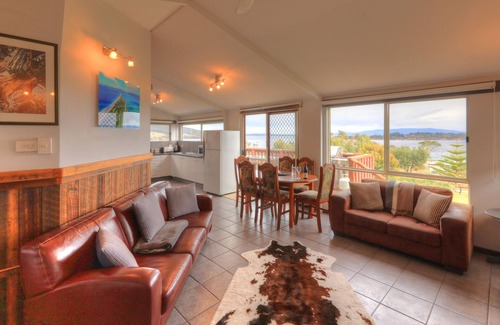 Alonnah Casa | Discover Bruny Island Holiday Accommodation