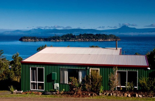 Alonnah Casa | Discover Bruny Island Holiday Accommodation