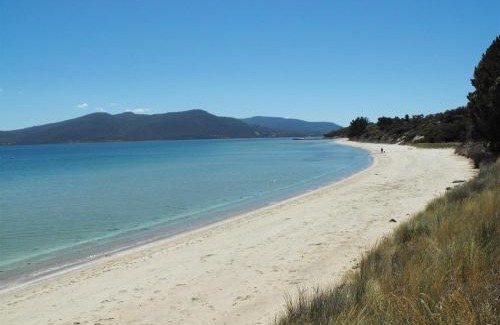 Alonnah Casa | Discover Bruny Island Holiday Accommodation
