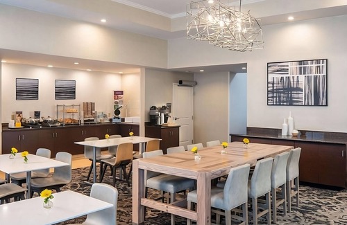 Brentwood Apartamento | Discover Music City, Spacious Suites w/ Free Breakfast, Pets Allowed!