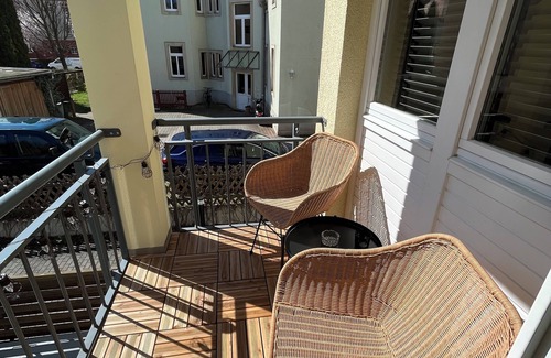Laubegast Apartamento | "Discover Peace and Comfort at Wohnperle Elboase in Dresden!"