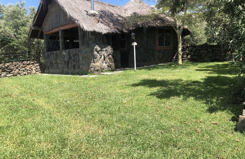 Nakuru County Cabaña | Discover the beauty of the Great Rift Valley, Immersed in Nature and Wildlife