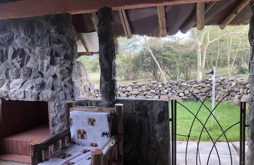 Nakuru County Cabaña | Discover the beauty of the Great Rift Valley, Immersed in Nature and Wildlife