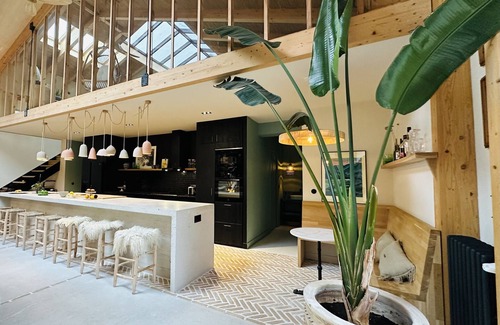 Victor Hugo - Saint-Augustin Villa | Descubra esta magnífica casa contemporánea.