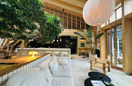 Victor Hugo - Saint-Augustin Villa | Descubra esta magnífica casa contemporánea.