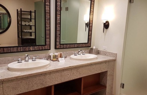 Kamuela Complejo | Discover Tropical Fun and Family Adventure at Kings’ Land by HGV-2 Bedroom