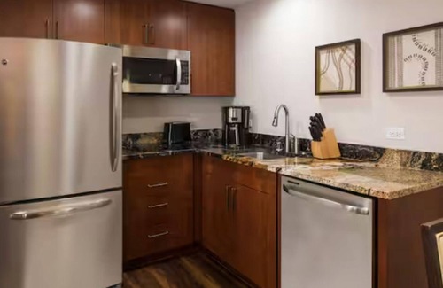 Kamuela Complejo | Discover Tropical Fun and Family Adventure at Kings’ Land by HGV-2 Bedroom