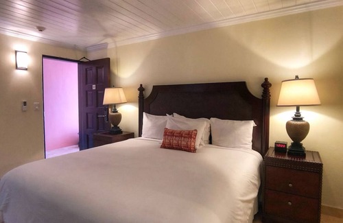 Christiansted Hotel | Discover Vibrant Markets, Dining, Shops, and Sites from This Downtown Escape