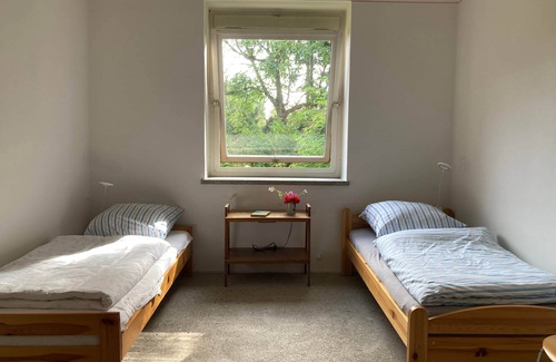 Kleinhennersdorf Cama Y Desayuno | Discovering Heymannbaude - a cultural site close to nature