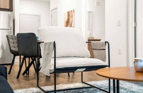 Bay Lake Apartamento | Disney Getaway King Bed Pet Friendly Amenities