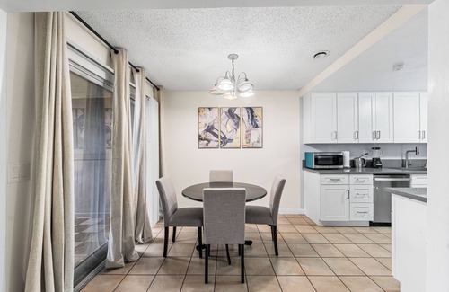 Southwest Anaheim Condominio | Disney/ Knotts Berry Condo! 12 mins ride to Disney