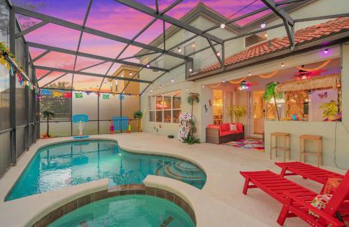 Bellavida Casa | Disney Themed Resort Home with Lake View