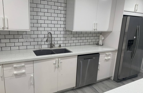 Lyon Street Casa | NUEVO LISTADO: Moderna casa familiar cerca de Disney y la playa a pie de zoológico