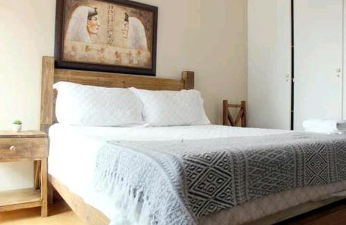 Moses Kotane Casa | Dithabeng View Guest House