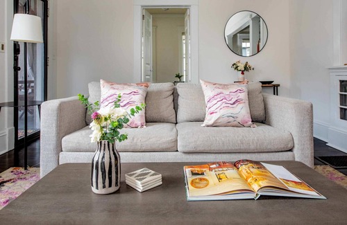 Old Fourth Ward Casa | Dive Inn by Minty Living