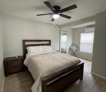 Amistad National Recreational Area Apartamento | Divine Casita