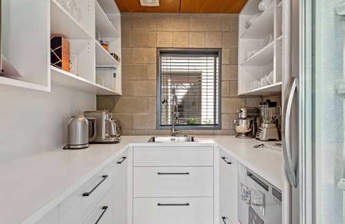 Saint Albans Casa | Divine on Derby - Christchurch Holiday Home