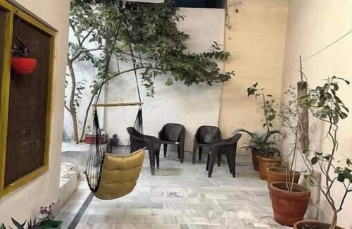 Allahabad Apartamento | Divine Solace GF3
