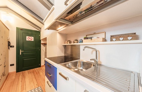 Alba Apartamento | DiVino Holiday apartments: "unit. 5. "