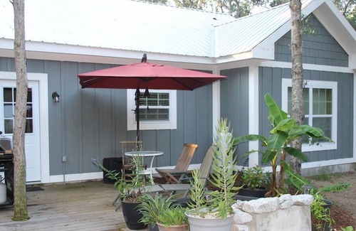 Darien Casa | Dixie Delight is your perfect hideaway!