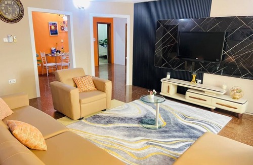 Cape Coast Apartamento | DKD apartment home away from home