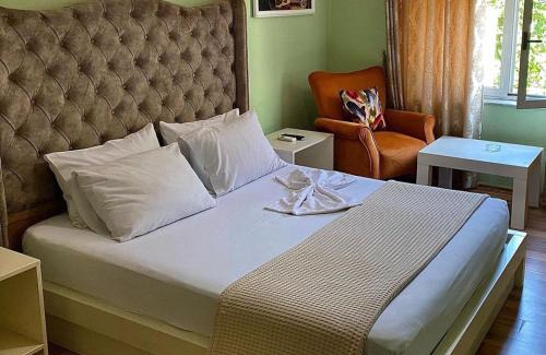 Petrele Cama Y Desayuno | DM company