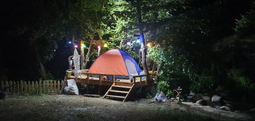 Inegol Chalet De Esquí | Doğanın Kalbinde Doğallıkla Buluşma Noktası