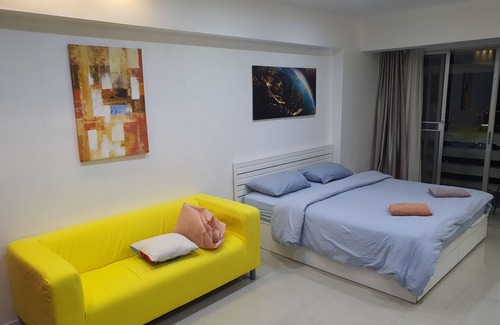 Bang Na Condominio | do not book this place, i can not block the calendar, any booking will be cancel