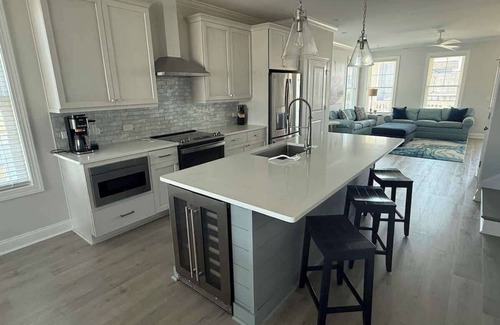Kure Beach Casa | Doc's Boardwalk Summa