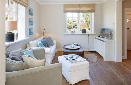 List Casa | Dock 6