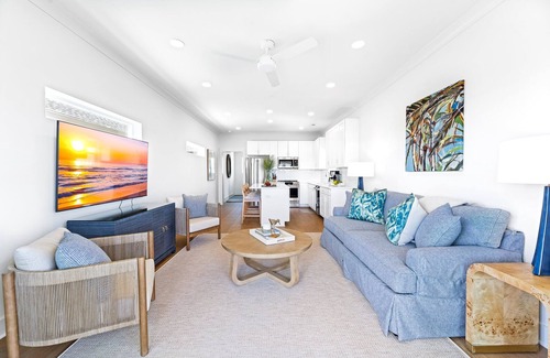 Georgetown Casa | Dock and Dwell at the Winyah Bay Club, Pool, Outdoor Lounge/Grill and Boat Slip included!