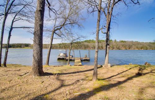 Scranton Casa | Dock and Water-View Deck Home on Lake Dardanelle