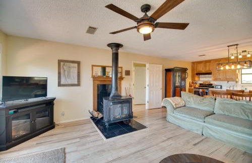 Scranton Casa | Dock and Water-View Deck Home on Lake Dardanelle