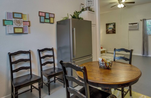 Wills Point Cabaña | Dock & Fire Pit: Lake Tawakoni Vacation Rental!