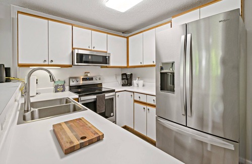 Morganton Casa | Dock Holiday | King Bed & Lake James Location