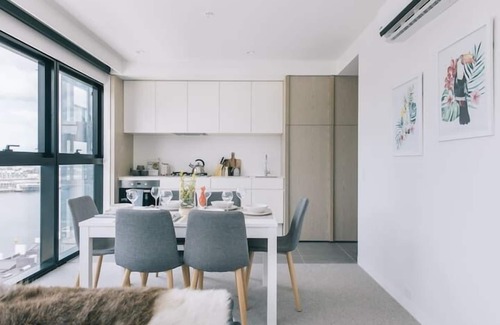 Docklands Apartamento | Docklands Apartamento con estacionamiento cerca de MARVEL STADIUM