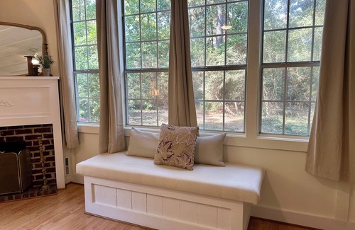Nacogdoches Cabina | Doe Stowey - An English cottage escape at Stag Leap Cabins!