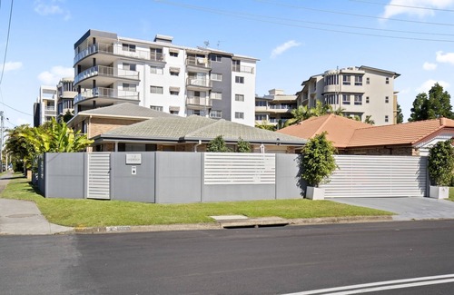 Tweed Heads Casa | DOG, BOAT, CARAVAN Friendly! Metres to Cooly!