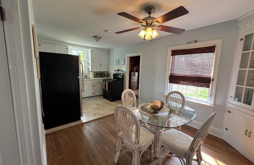 Ocean View Casa | Dog-friendly 2 bedroom beach bungalow with AC and outdoor fire-pit in Ocean View