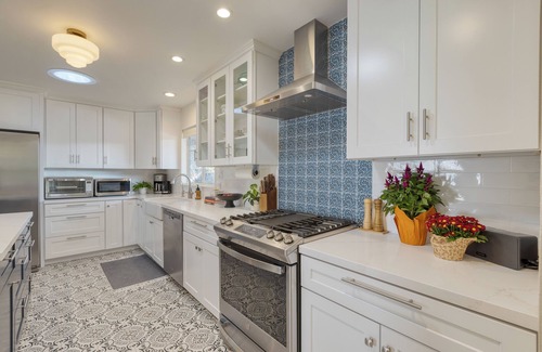 Santa Barbara Casa | Dog-Friendly, 4-BR w/ Hot Tub & Huge Yard! | Near the Beach | Hummingbird Haven