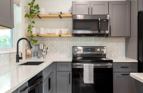 St. Petersburg - Clearwater Casa | Dog Friendly - 8min to Downtown - 317Mbp