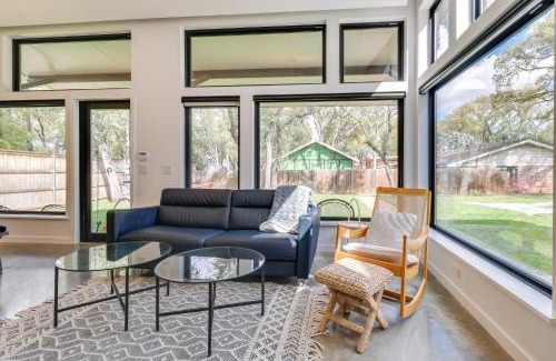 Barton Hills Apartamento | Dog-Friendly Austin Guest House 3 Mi to Downtown