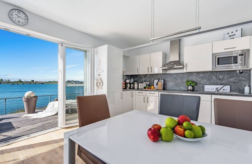 Olpenitz Apartamento | Cape Mar-EG: vista al puerto, terraza, baño de bienestar con sauna de infrarrojos e hidromasaje