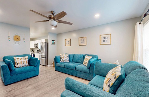 Sunset Beach Casa | Dog-friendly coastal home with fenced in yard, close drive to the beach