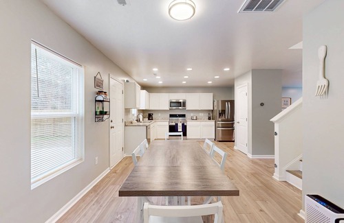 Sunset Beach Casa | Dog-friendly coastal home with fenced in yard, close drive to the beach